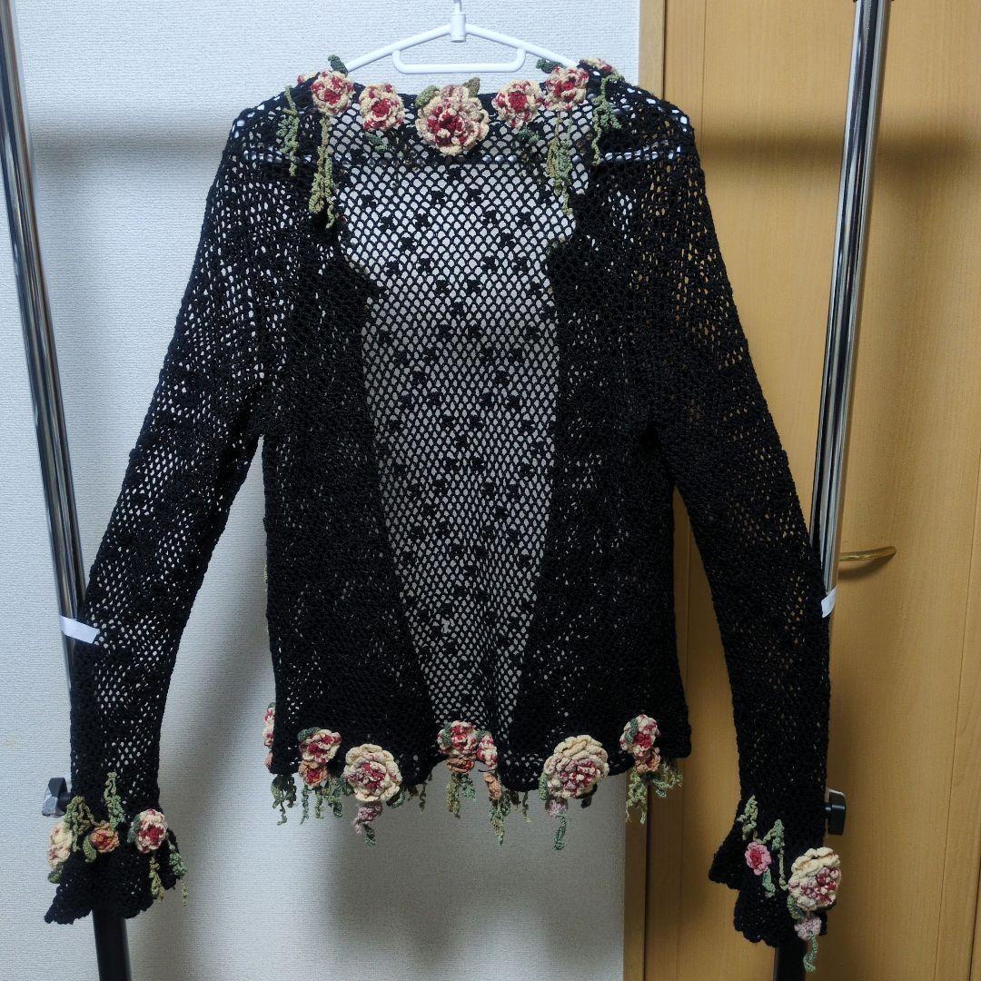 ッ*ト様 【W】ワンダフルワールド　カネコイサオ　カーディガン　花モチーフ　黒系