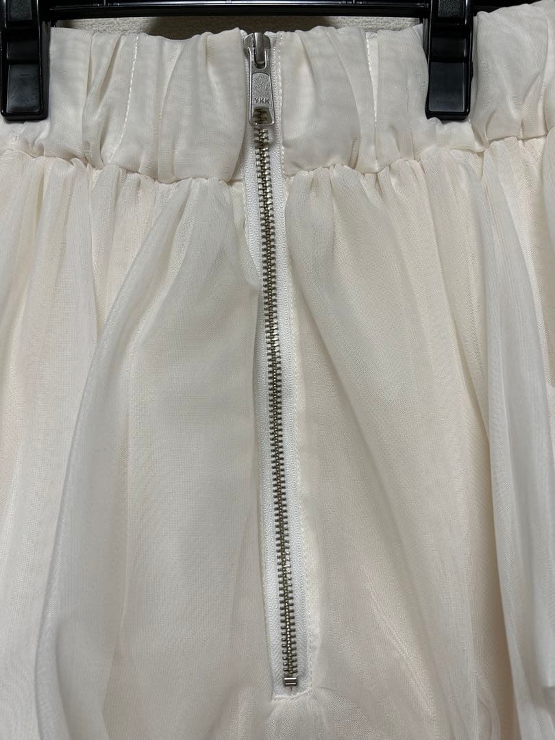 thetoe Iris Tulle Skirt White Mサイズ