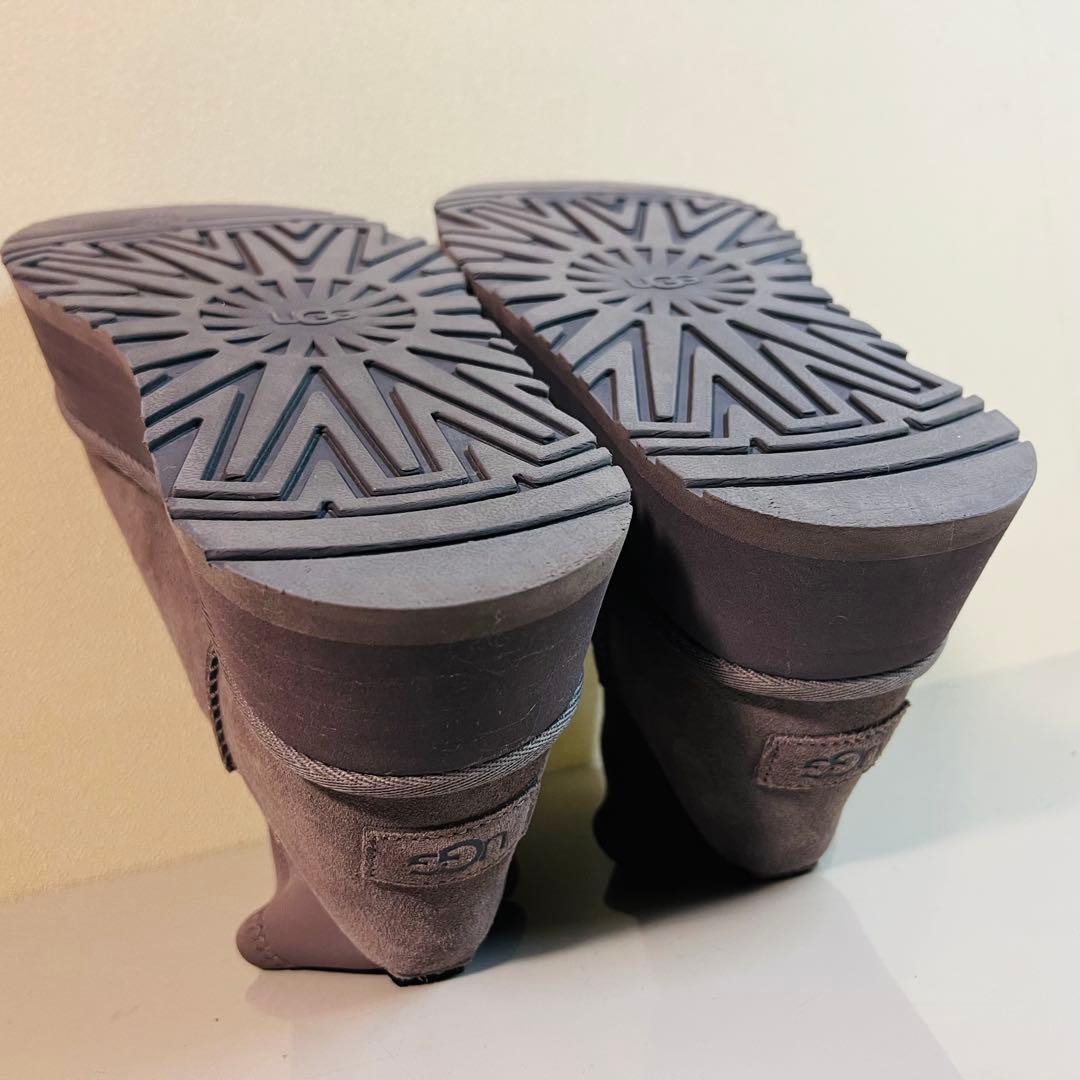 【数回使用程度】UGG CLASSIC MINI DIPPER ブーツ 厚底