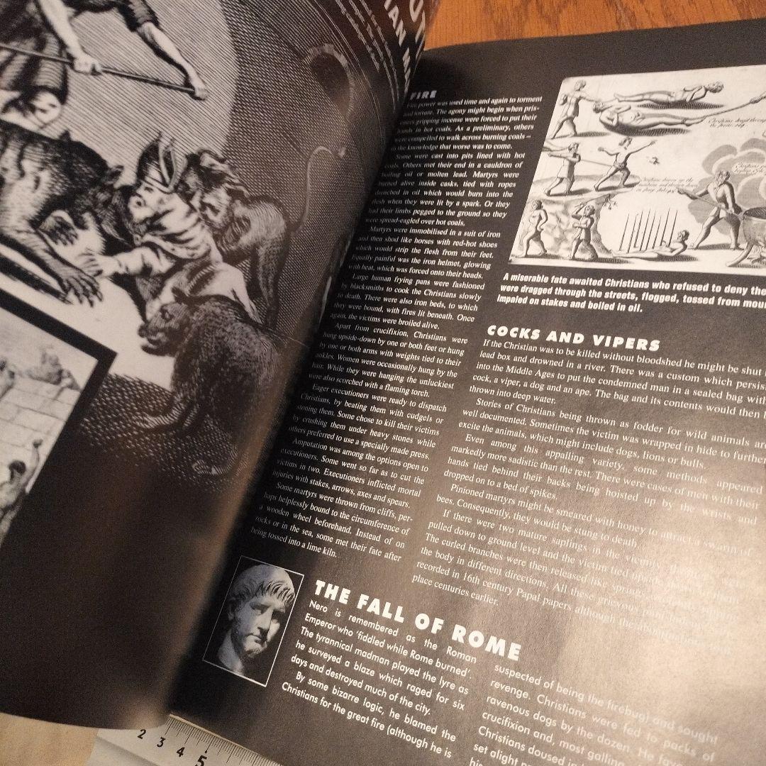 洋書 Dark Justice: A History of Punishment