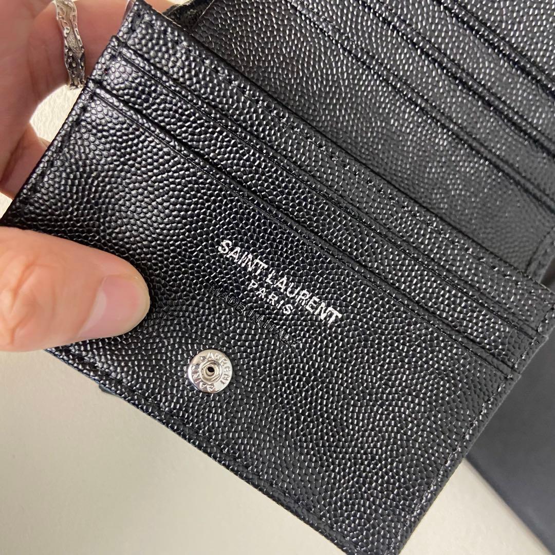 美品✨Yves Saint Laurent 本革 二つ折り財布 サンローラン