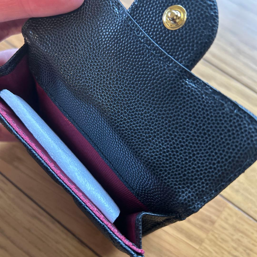 CHANEL ♡ノベルティ♡キャビアスキン三つ折り財布