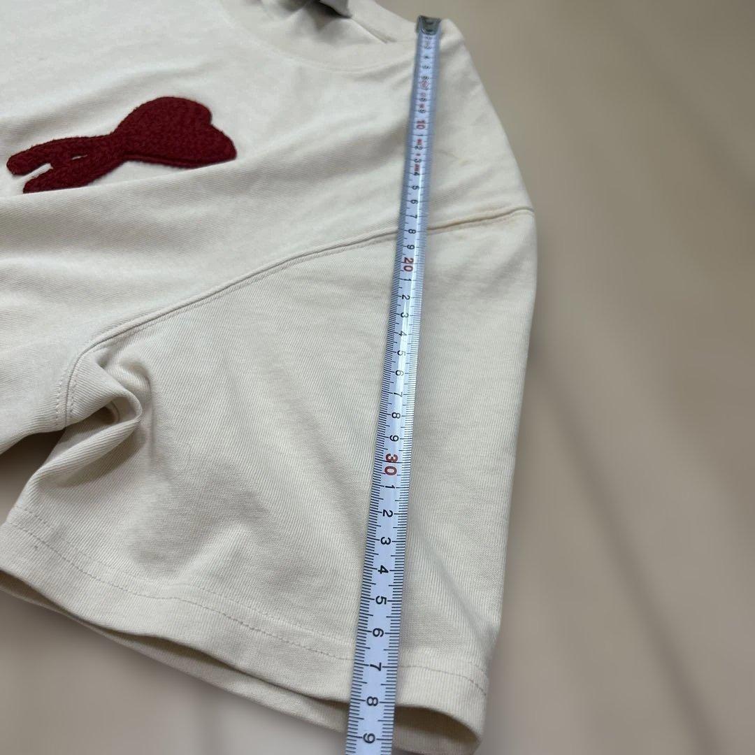 ami paris クリーム色 Tシャツ ハート刺繍