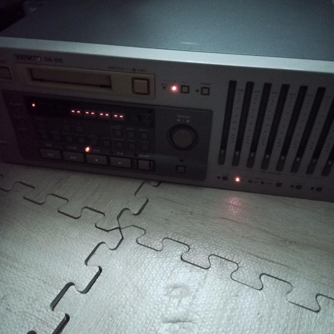 TASCAM DA-88 デジタルマルチトラックレコーダー 通電確認済