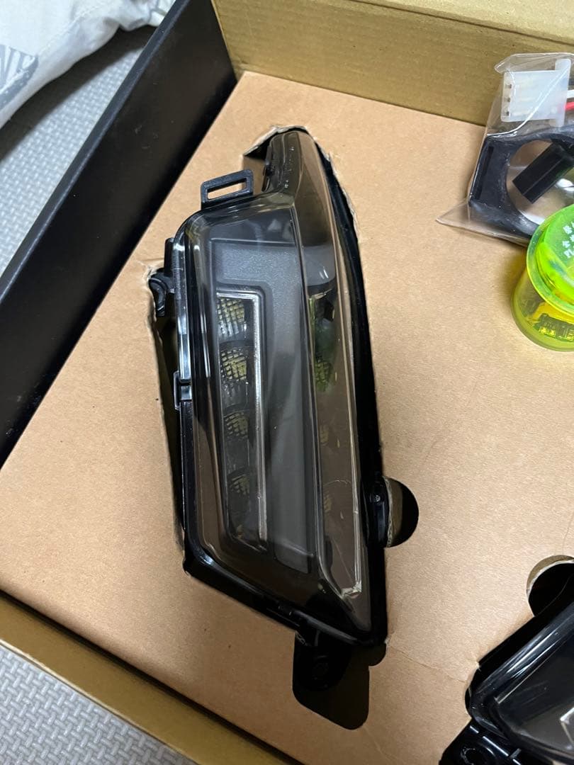 シグナスx 4型用　GAMMASLEDウィンカー 単車探し中