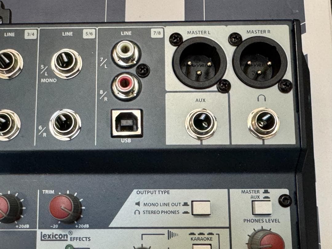 Soundcraft Notepad-8FX アナログミキサー　元箱あり