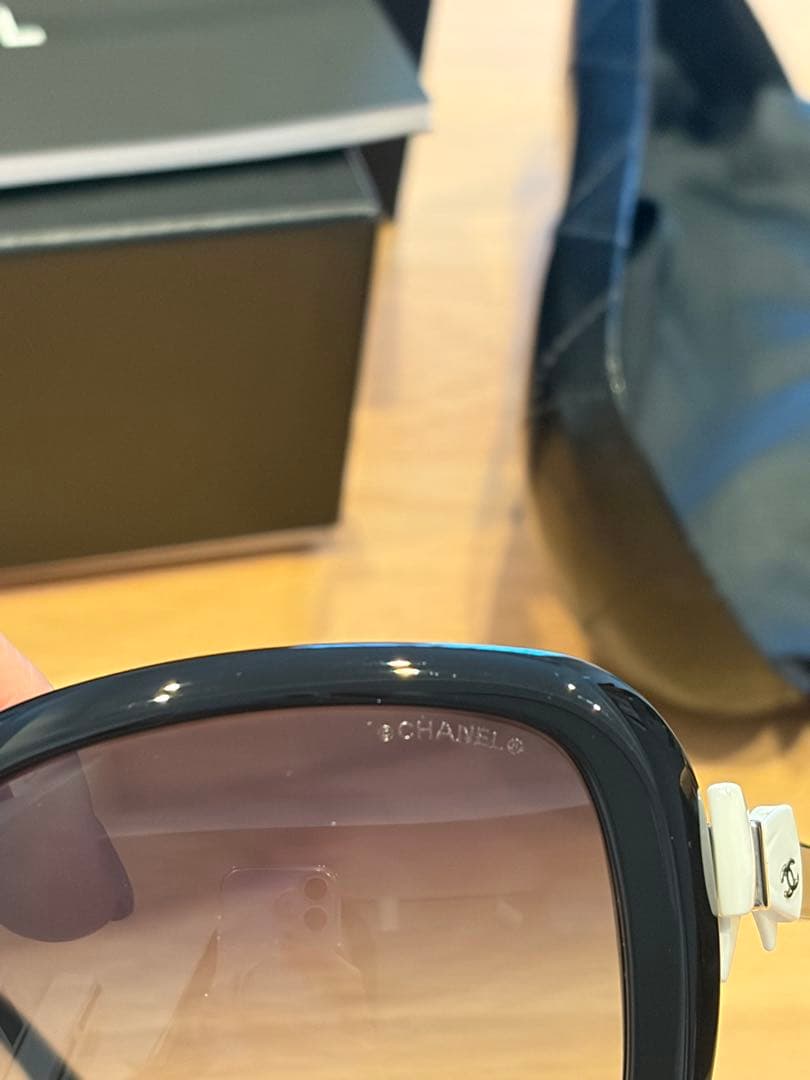 【美品】シャネル サングラス リボンモチーフ ココマーク 5171 箱・ケース付