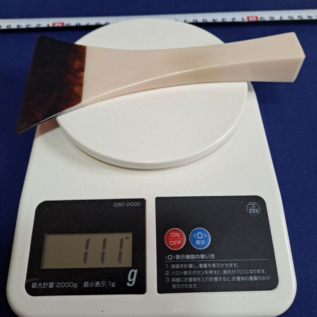 和楽器　三味線の撥
