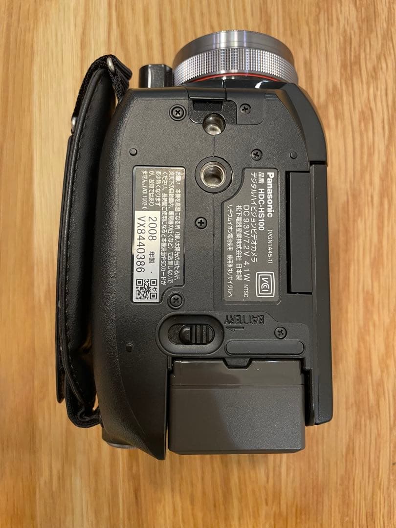 【美品】Panasonic デジタルハイビジョンビデオカメラ HDC-HS100