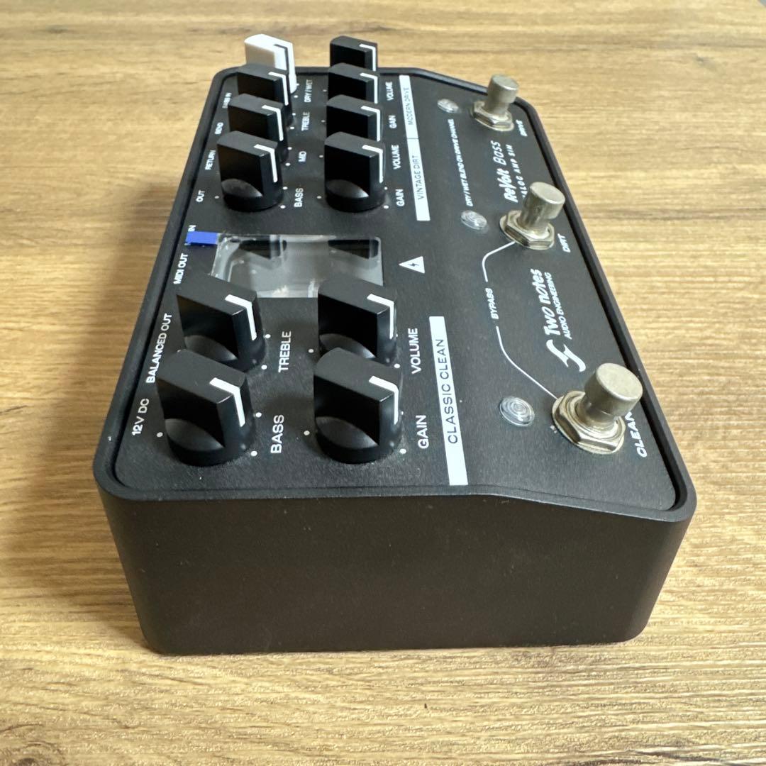 ベース Two notes ReVolt Bass