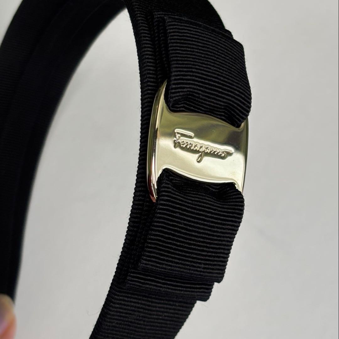 なかなか綺麗♡Salvatore Ferragamo♡フェラガモカチューシャ