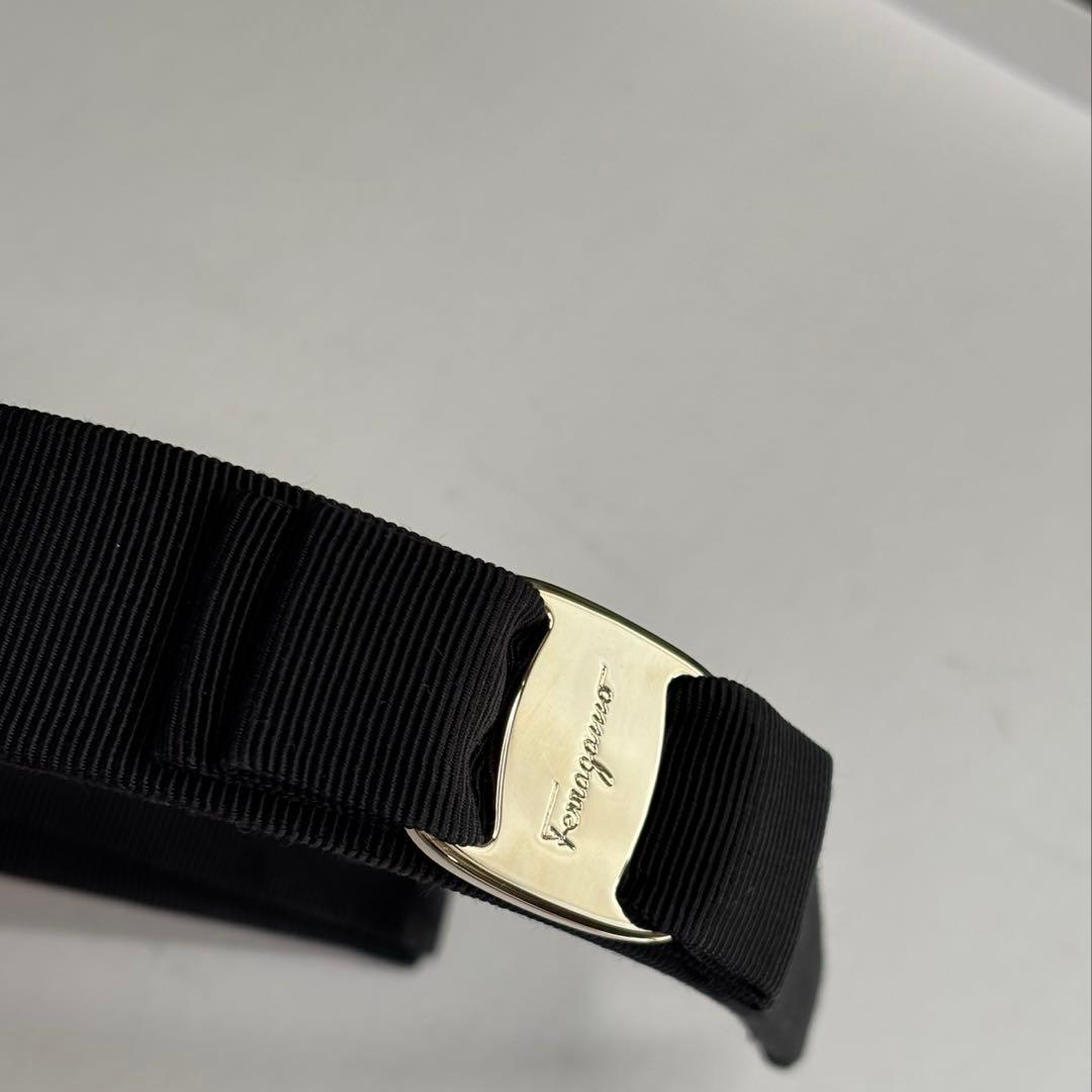 なかなか綺麗♡Salvatore Ferragamo♡フェラガモカチューシャ