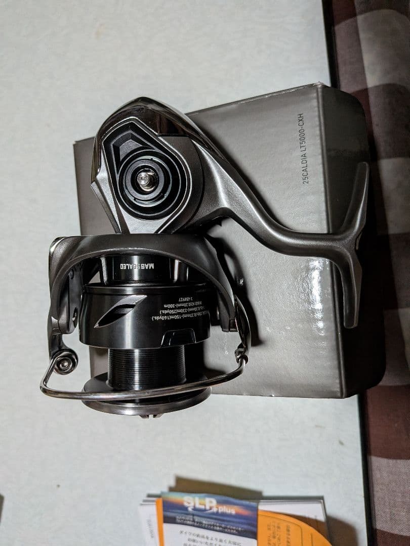 DAIWA 25 カルディア LT5000-cxh ハンドルなし