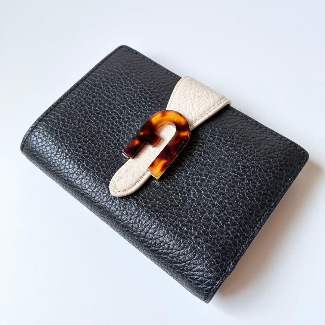 【極美品】FURLA 二つ折り財布 ソフィア グレイニー べっ甲 黒 レザー