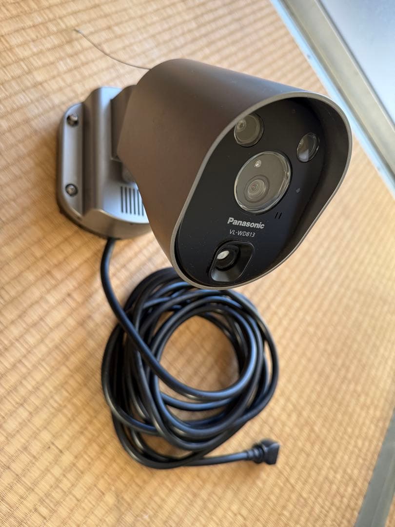 2点セット　Panasonic 防犯カメラ VL-WD813