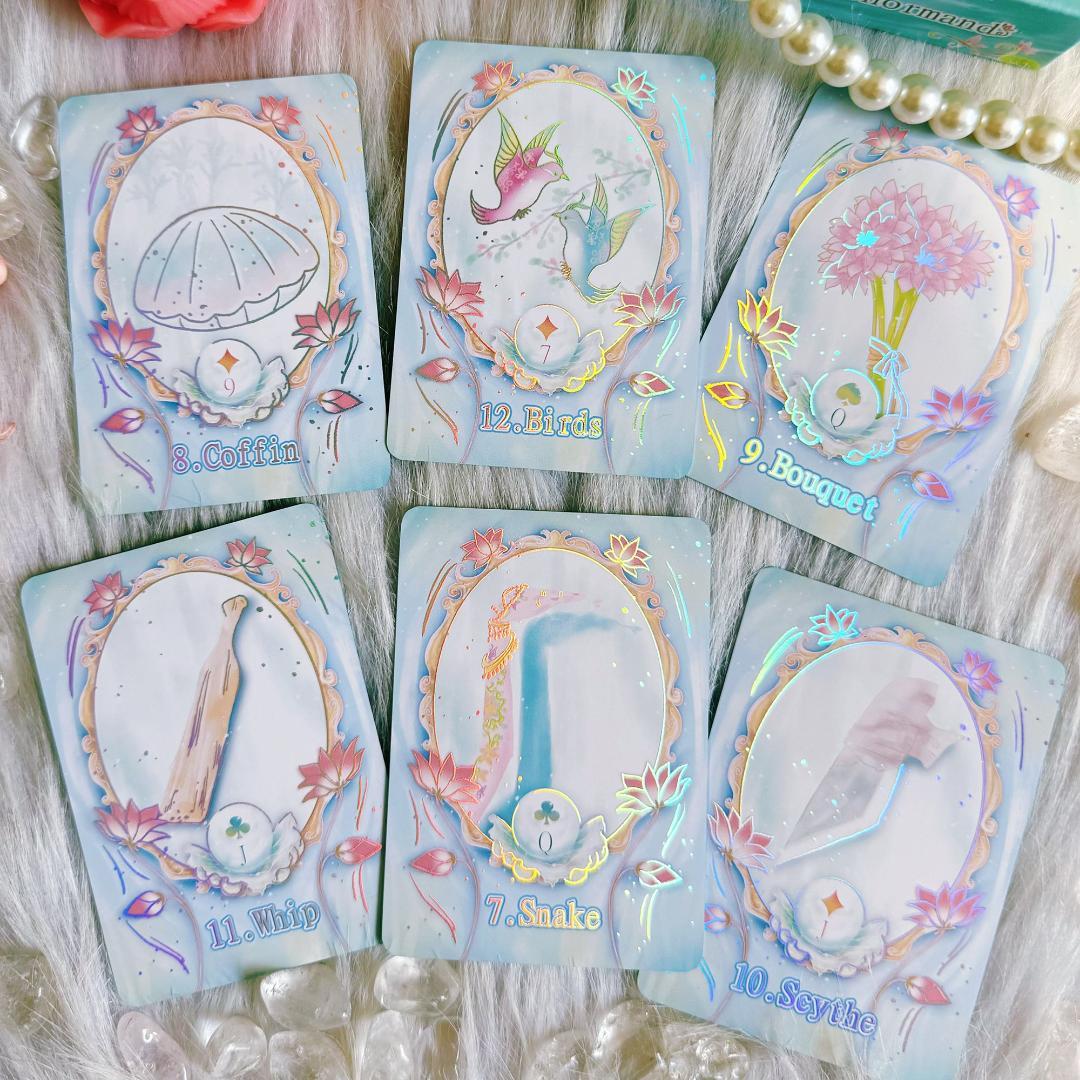 【正規品ルノルマンカード】レア✨クリスタルのような色＆虹色箔押し✨蓮のルノルマン