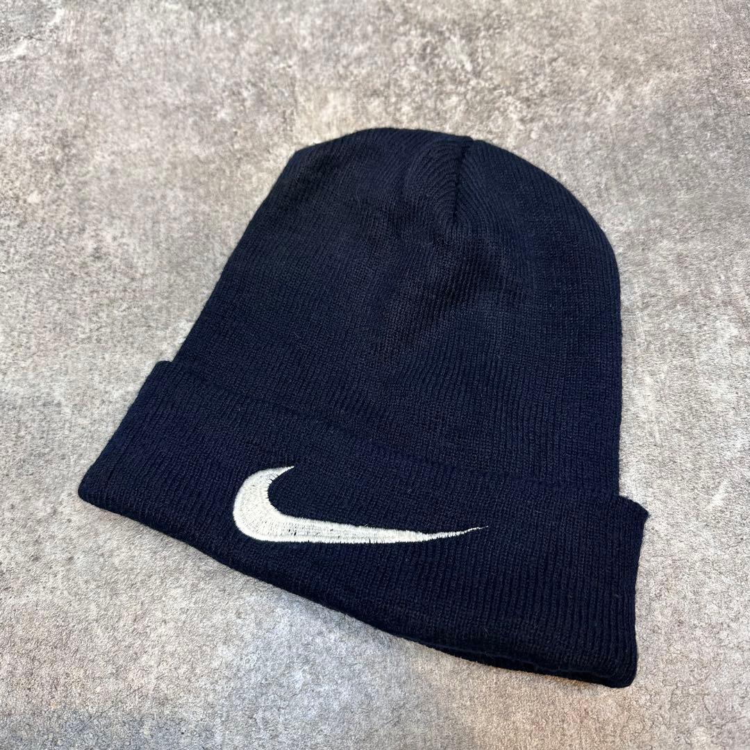 菅田将暉様着用　NIKE 90s 刺繍ロゴ　ビーニー　ネイビー