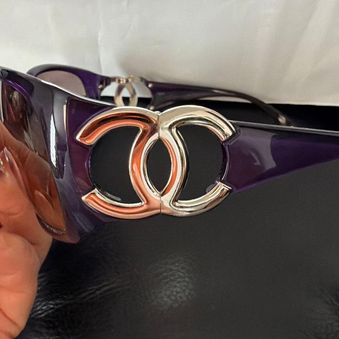 CHANEL 紫 キャットアイ サングラス