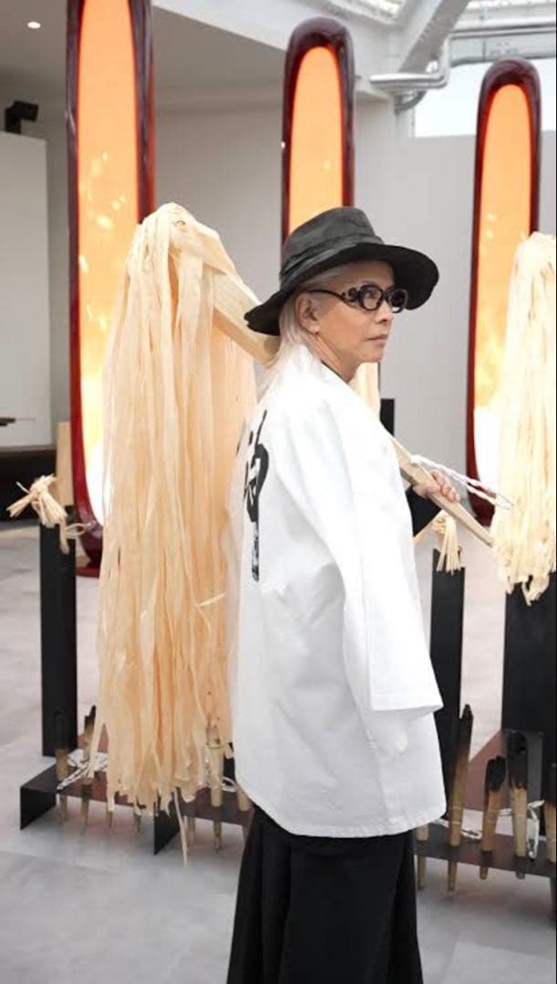 k*j様 極美品 稀少色 PRADA HYDE着 同型同色 バロック メガネ サ