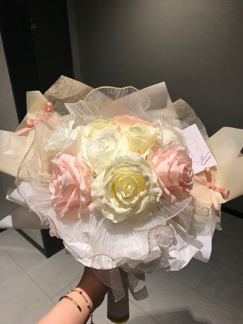 ラスト1点 成人式 ワンホンブーケ ベージュ ハンドメイドブーケ 花束 卒業式