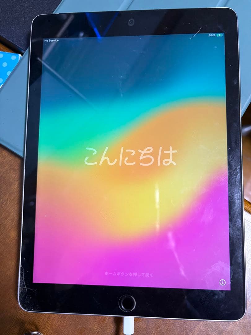Apple iPad 9.7インチ スペースグレー３２GB