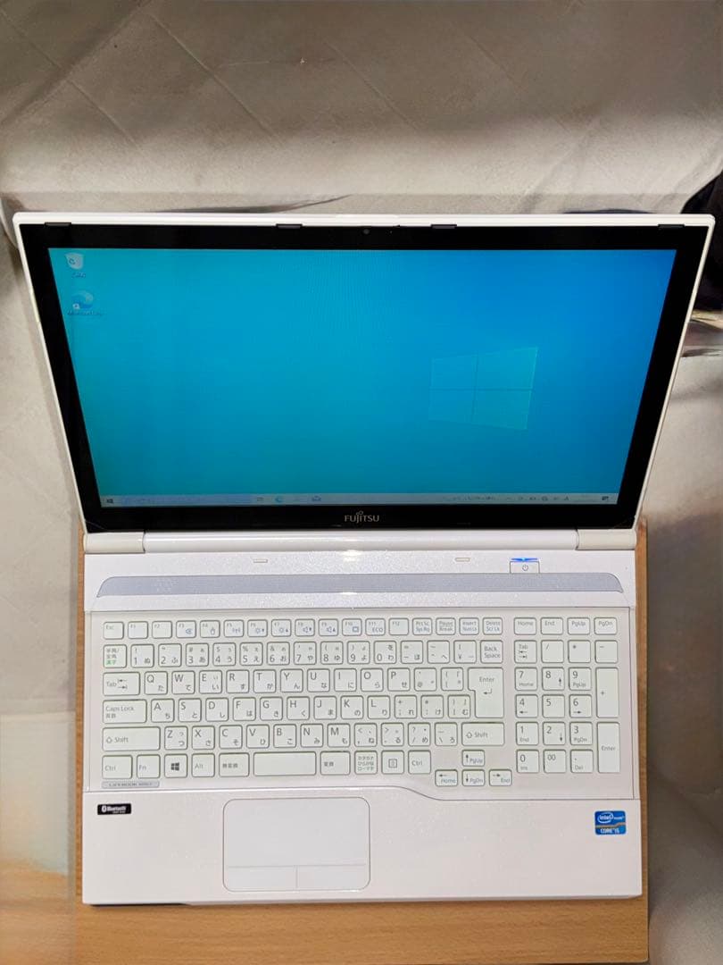 富士通 LIFEBOOK AH56/K i5 SSD 256GB 8GB AC付