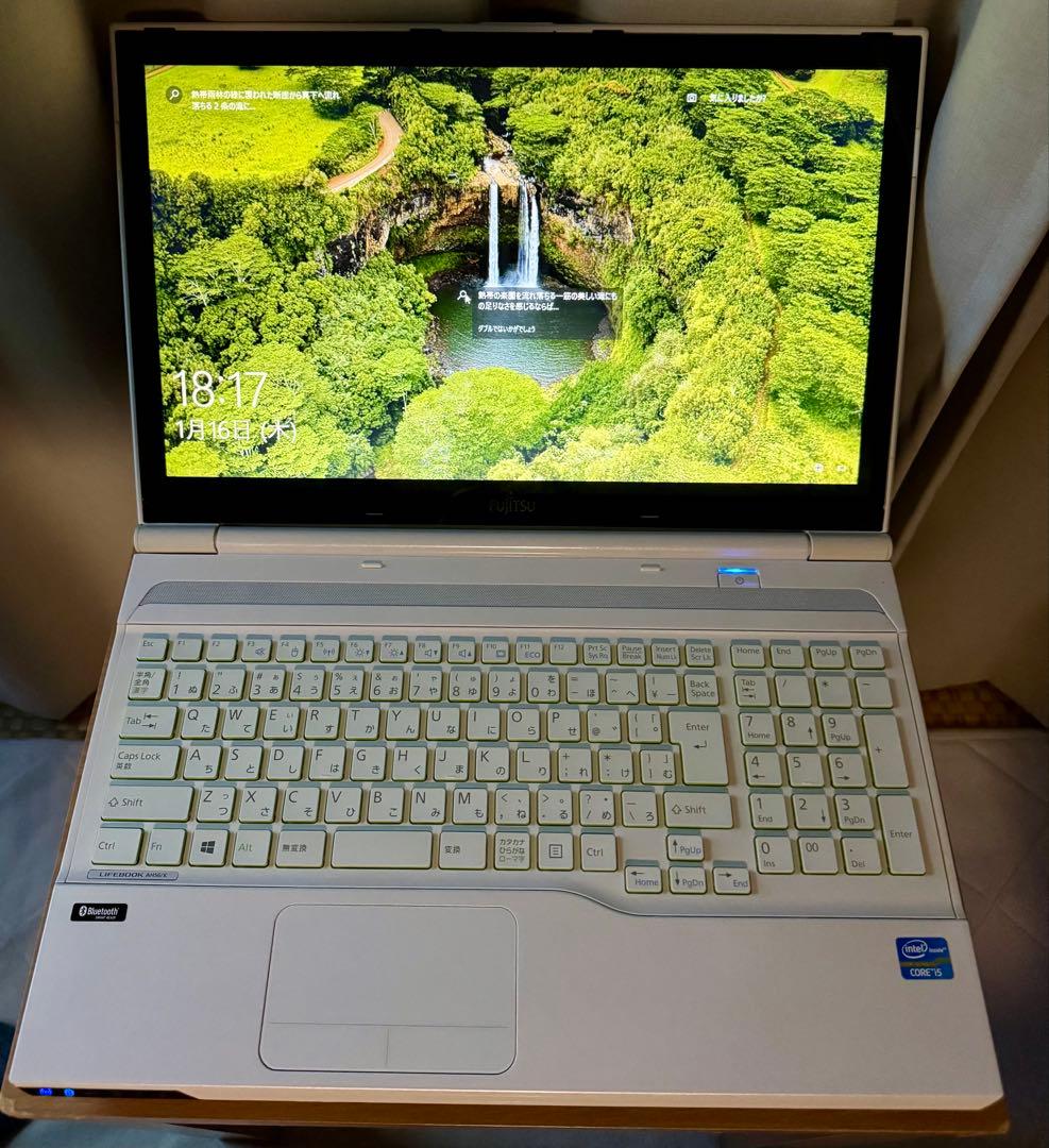 富士通 LIFEBOOK AH56/K i5 SSD 256GB 8GB AC付