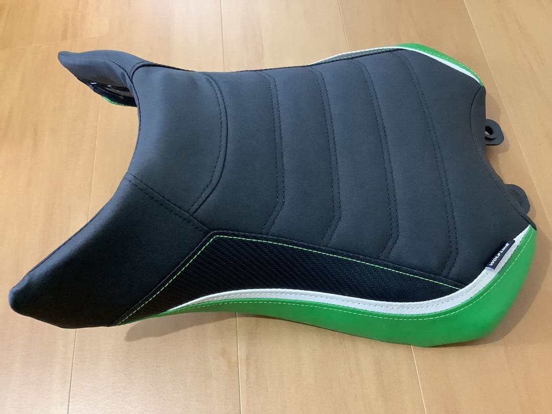 Kawasaki ニンジャ1000SX　リアシート社外品　（おまけ付））
