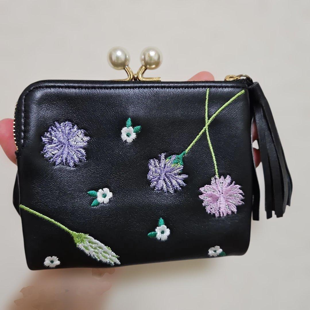 ままさま専用 ペルケ 花柄がま口折り財布
