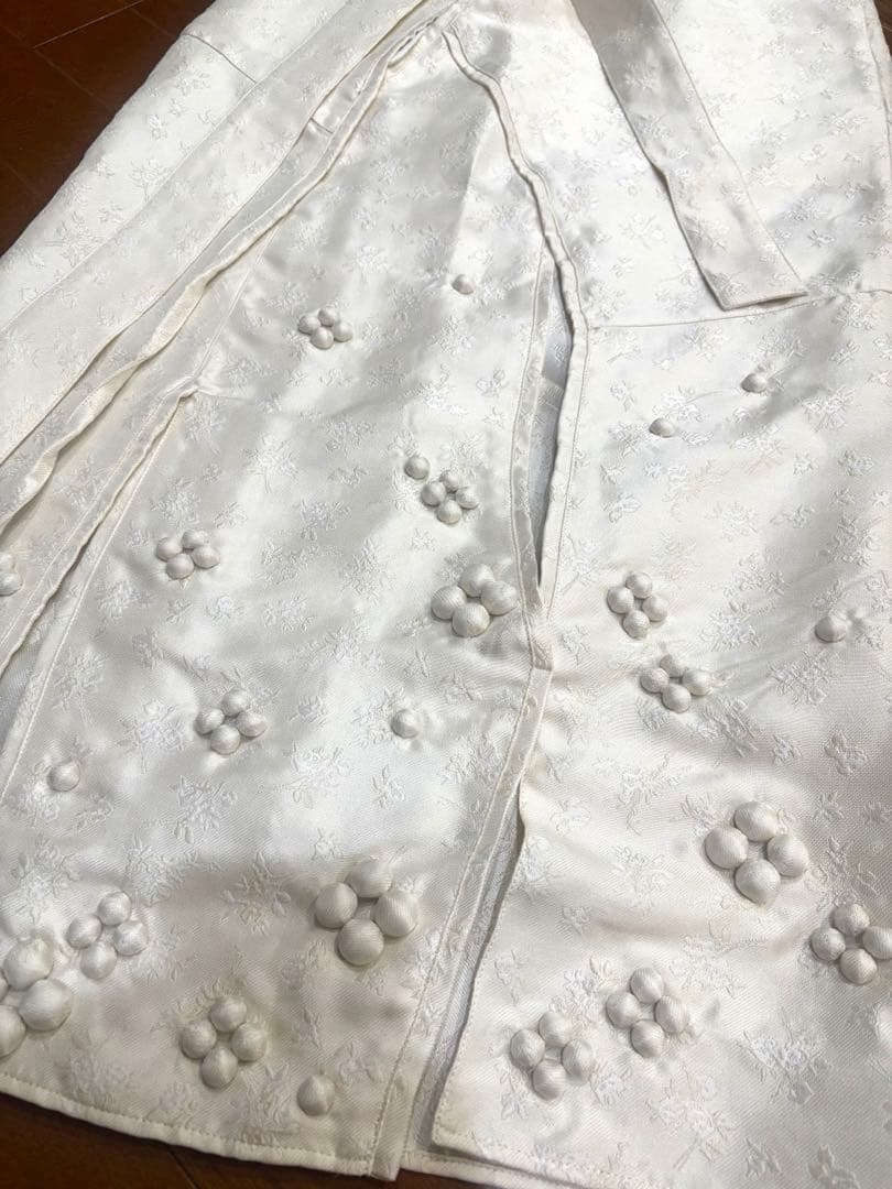 RIV NOBUHIKO 刺繍入りホワイトロングスカート
