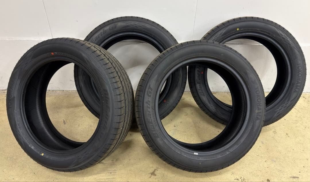 新車外し 205/55R17 ノアヴォクシー BluEarth GT 4本セット