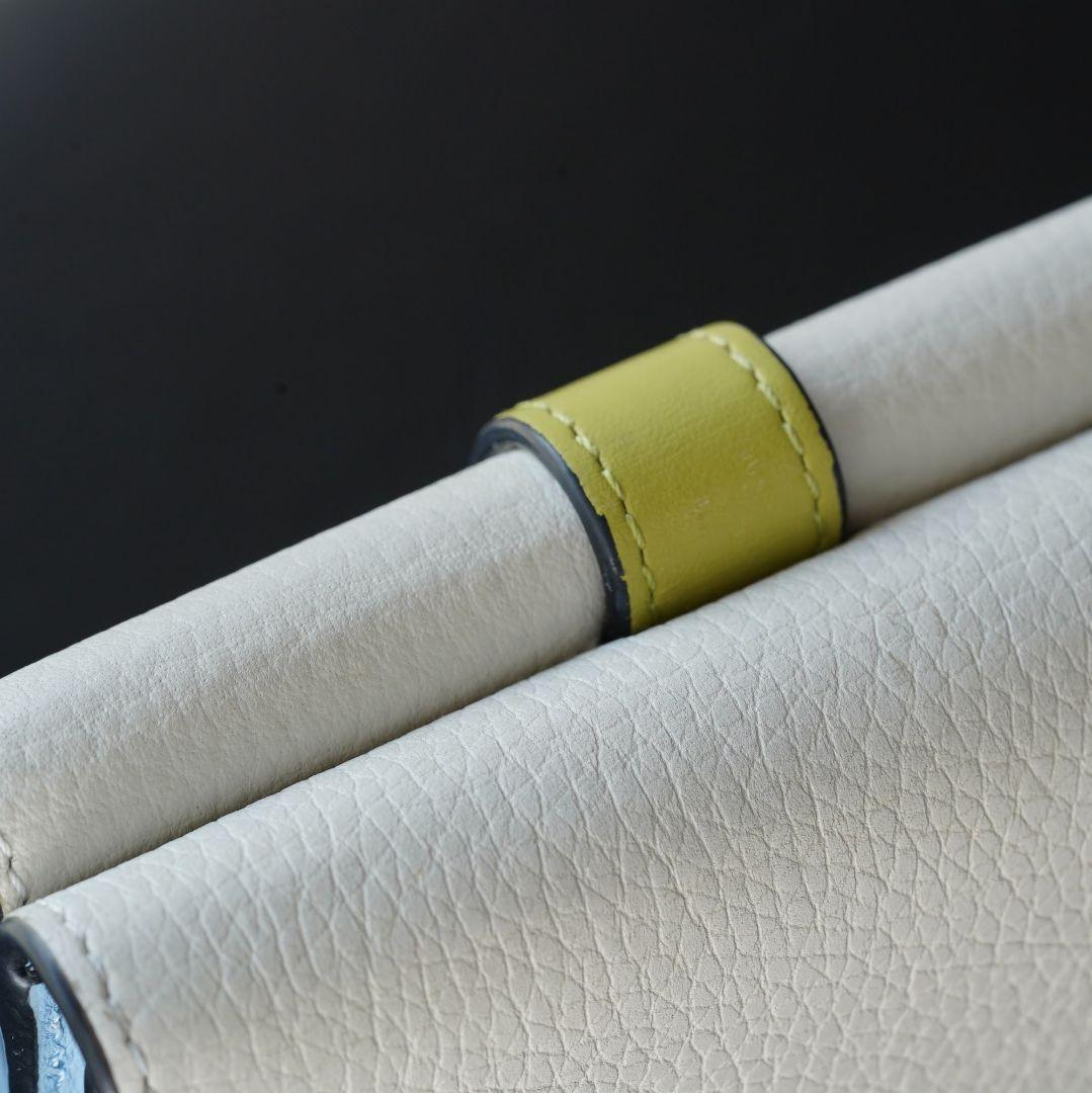 日本橋三越購入 LOEWE トライフォールドウォレット 限定色