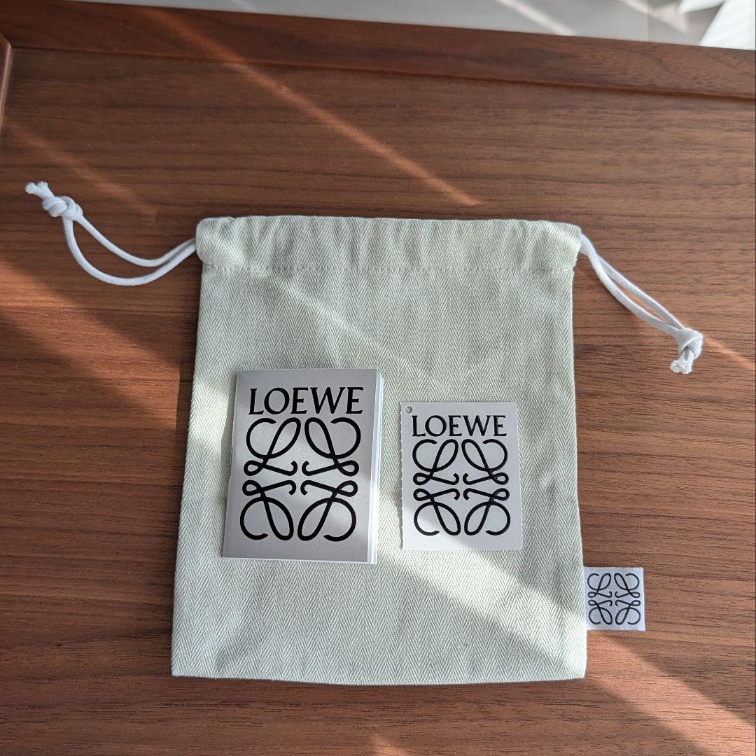 日本橋三越購入 LOEWE トライフォールドウォレット 限定色