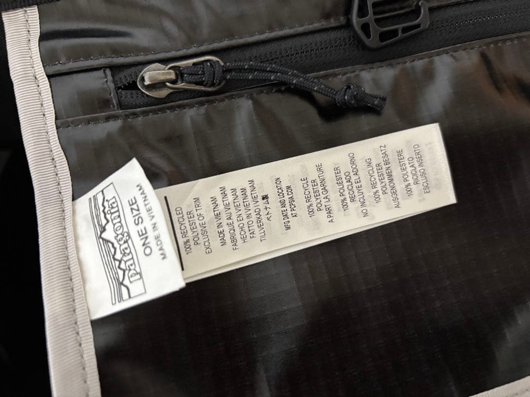 patagonia トートバッグ 黒
