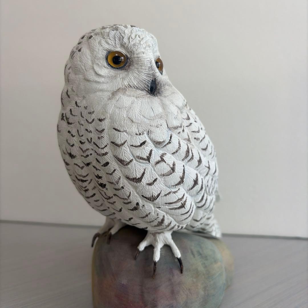 野鳥シロフクロウ　バードカービング　手彫り　リアル木彫り　ハンドメイド　一点物