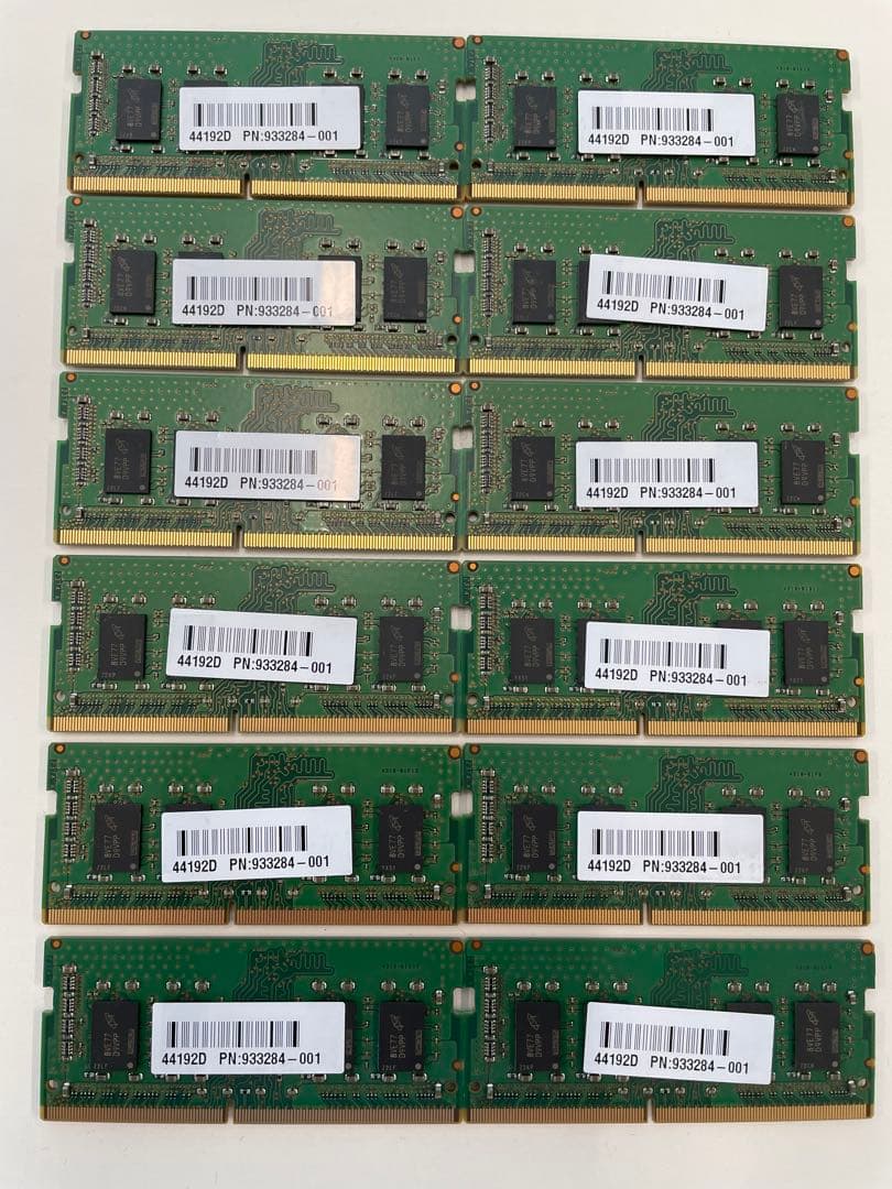 Micron メモリ8GB PC4-2666V 合計12枚