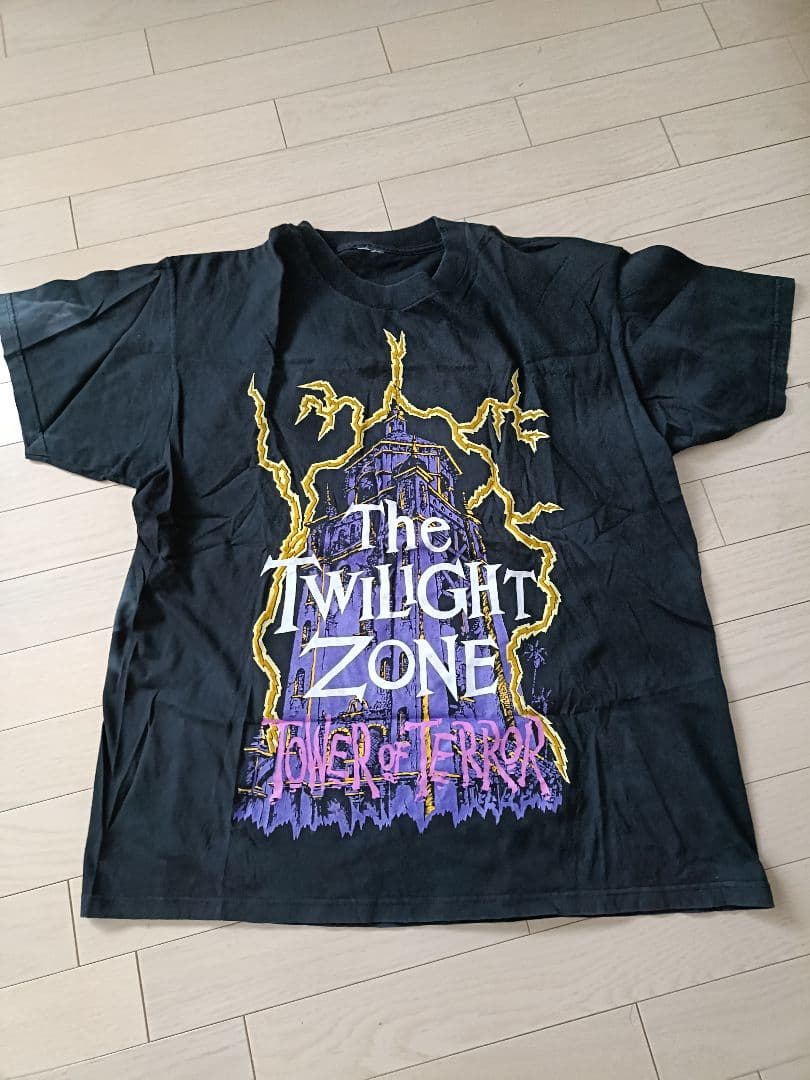 q*d様 ディズニー タワーオブテラー Tシャツ 【XL】 ヴィンテージ アトラ