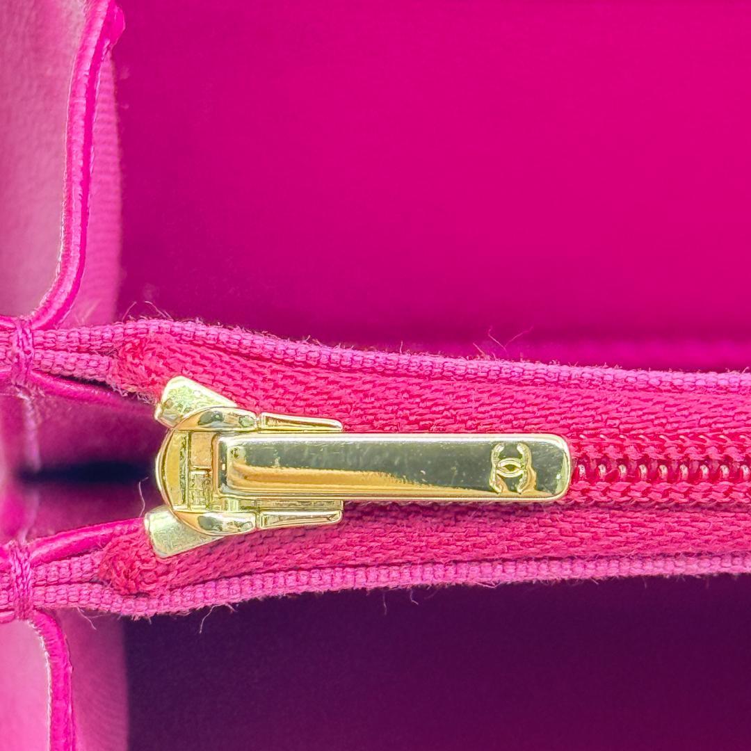 【プルメリア】　　　　　CHANEL シャネル　長財布