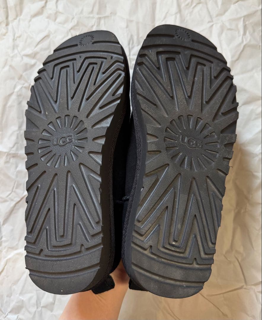 UGG クラシックマイクロ　ショートブーツ　黒　サイズ5