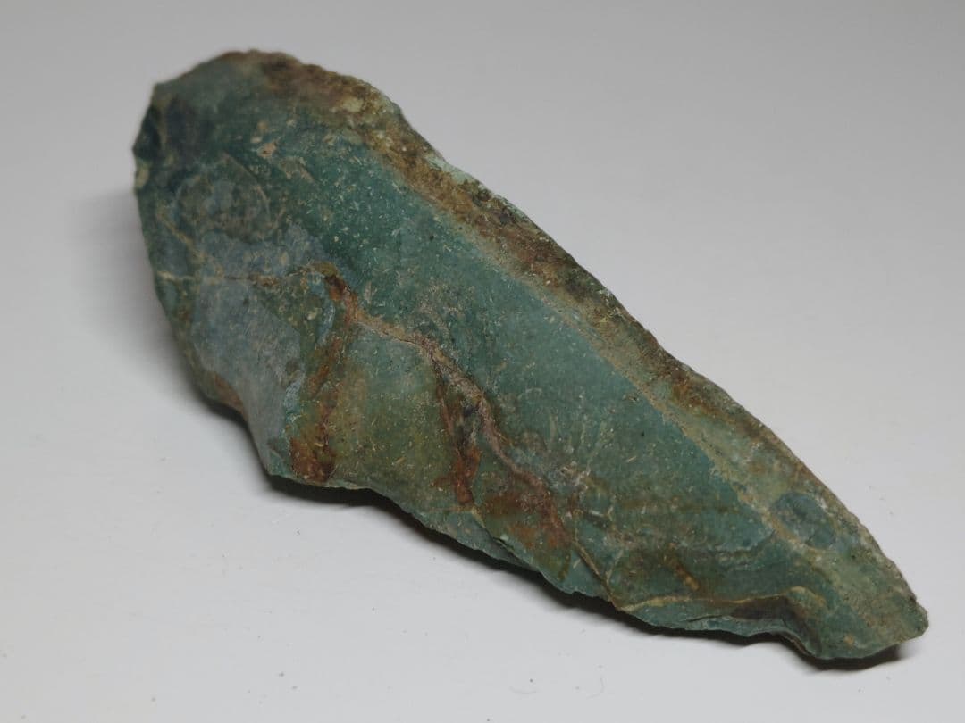 P-6 出雲石 240g 碧玉 瑪瑙 原石 鑑賞石 自然石 誕生石 鉱石 鉱物