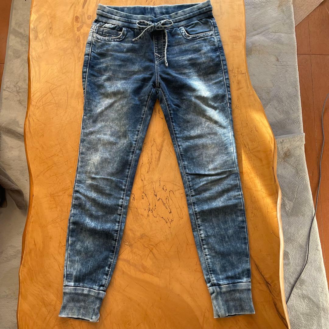 TRUE RELIGION ジョガーデニム