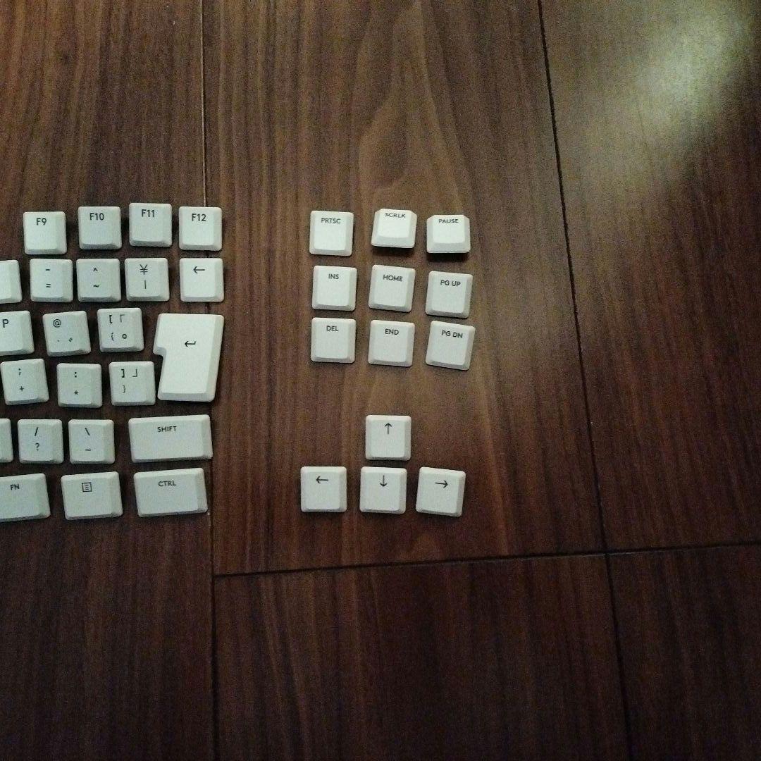 Logicool G913 TKL キーボード ホワイト
