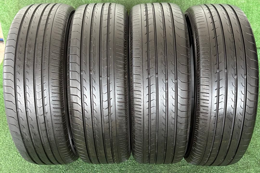 タイヤ・ホイール F158-YOKOHAMA BLUEARTH-RV RVO3 215/65R16