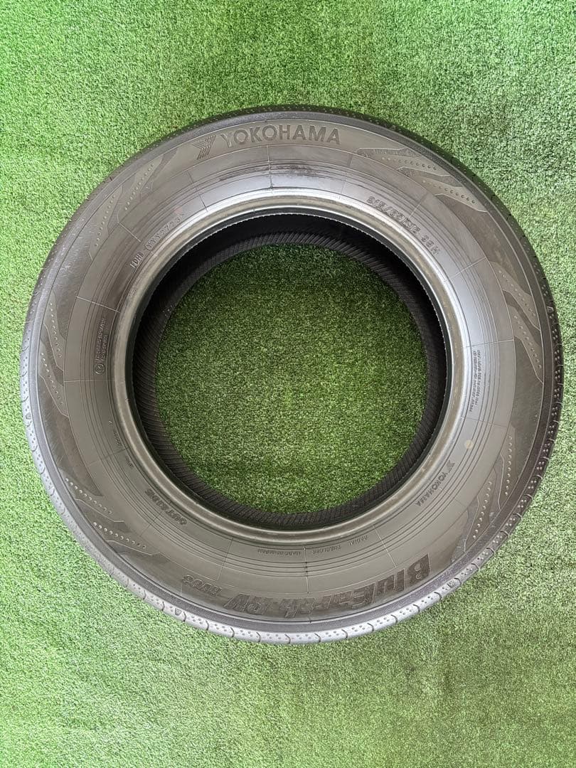 タイヤ・ホイール F158-YOKOHAMA BLUEARTH-RV RVO3 215/65R16
