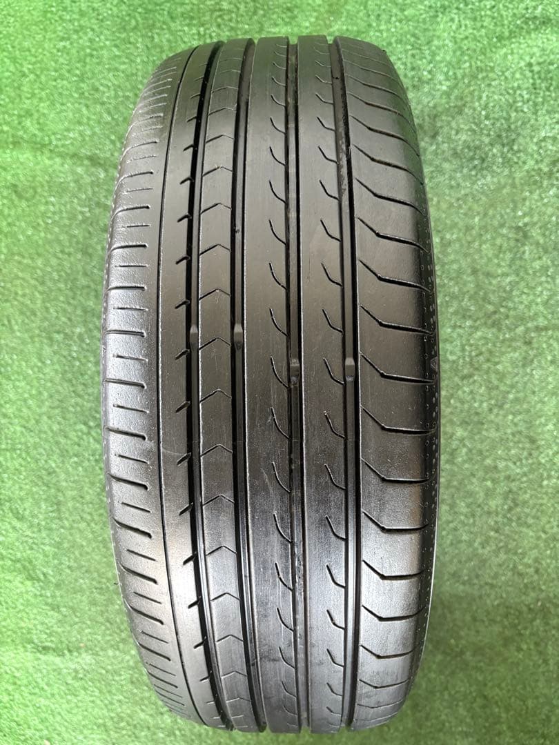 タイヤ・ホイール F158-YOKOHAMA BLUEARTH-RV RVO3 215/65R16