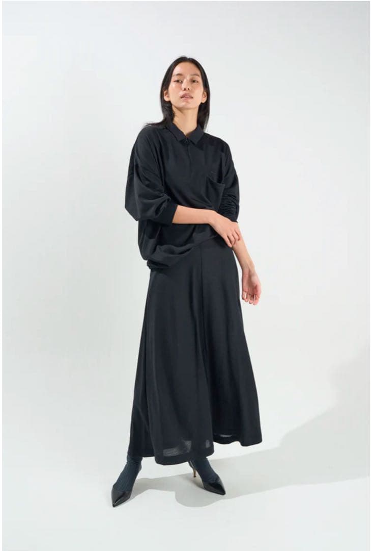 ミノトール　TECH WOOL SKIRT ネイビー