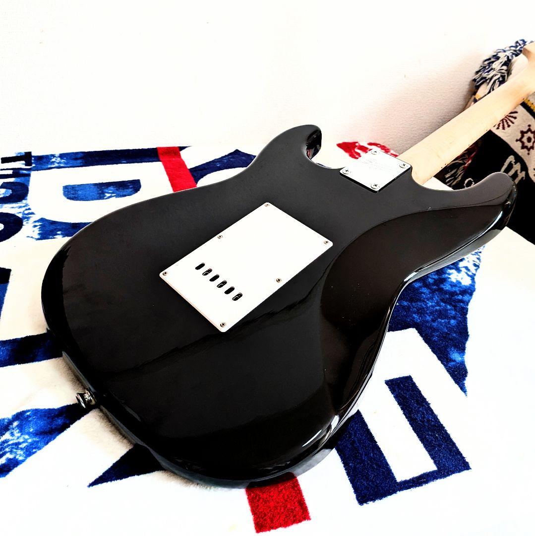 『美品』金文字ロゴSquier By Fender STRAT