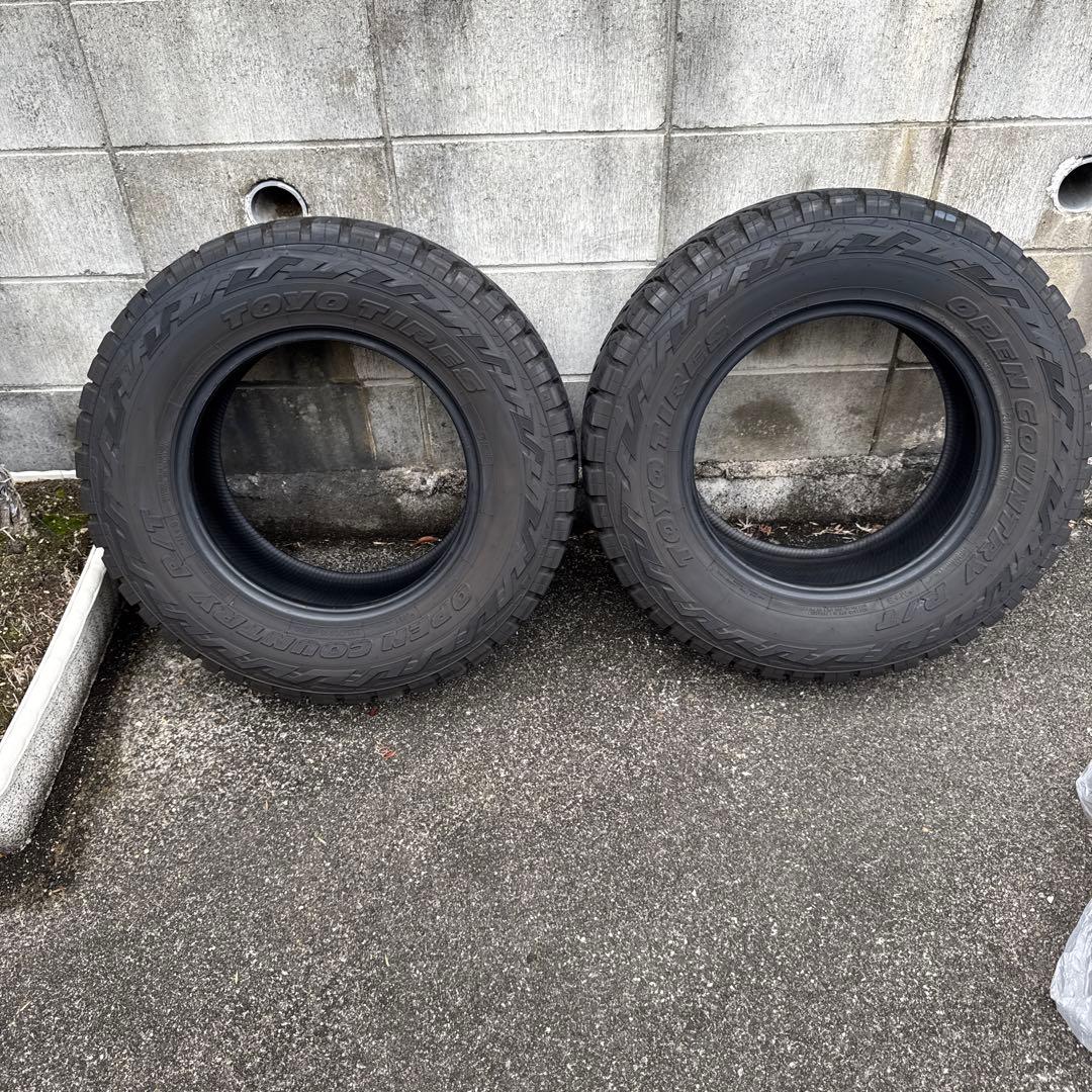 オープンカントリー R/T 235 70 16 2本のみ