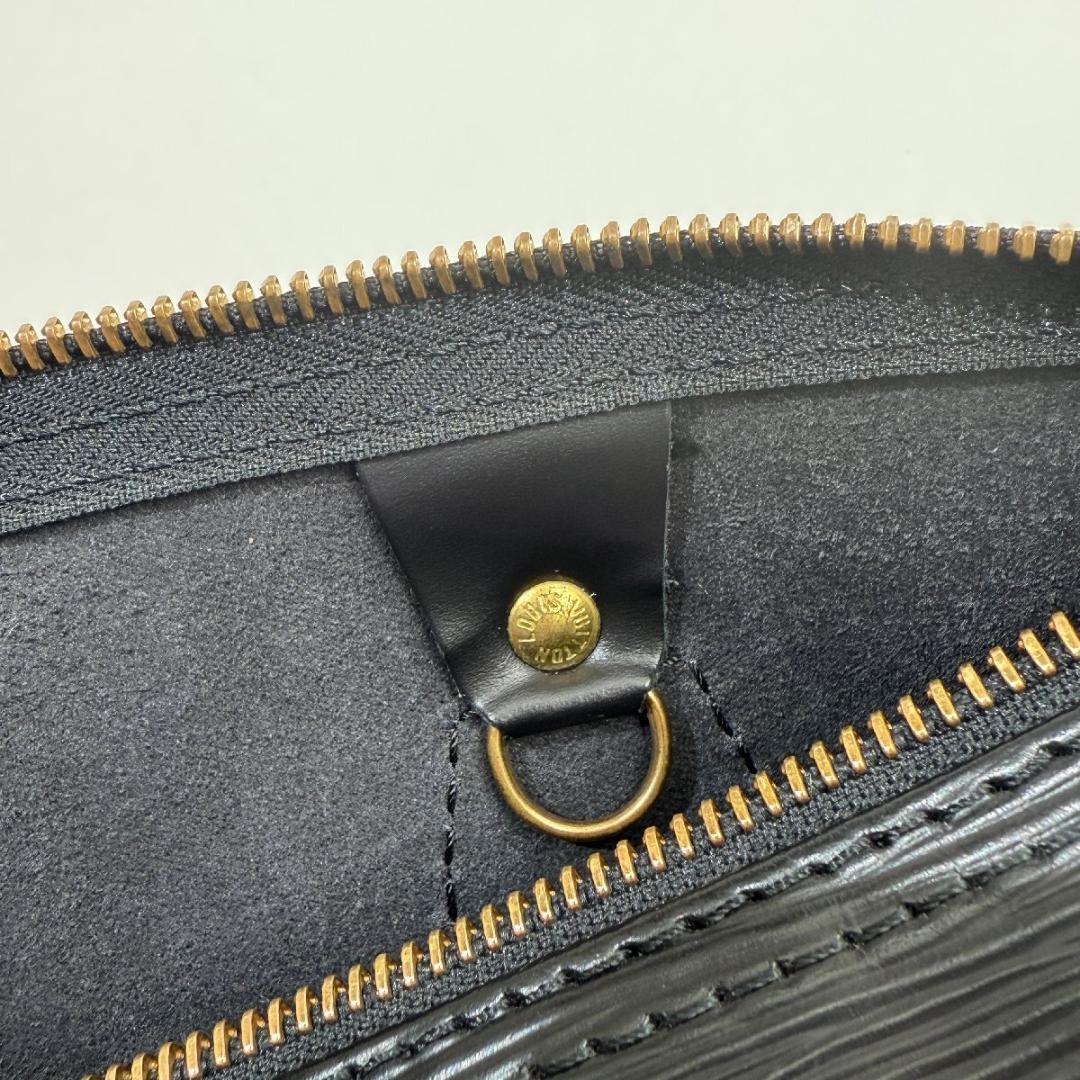 LOUIS VUITTON エピ スピーディ30 M59022 ブラック 黒