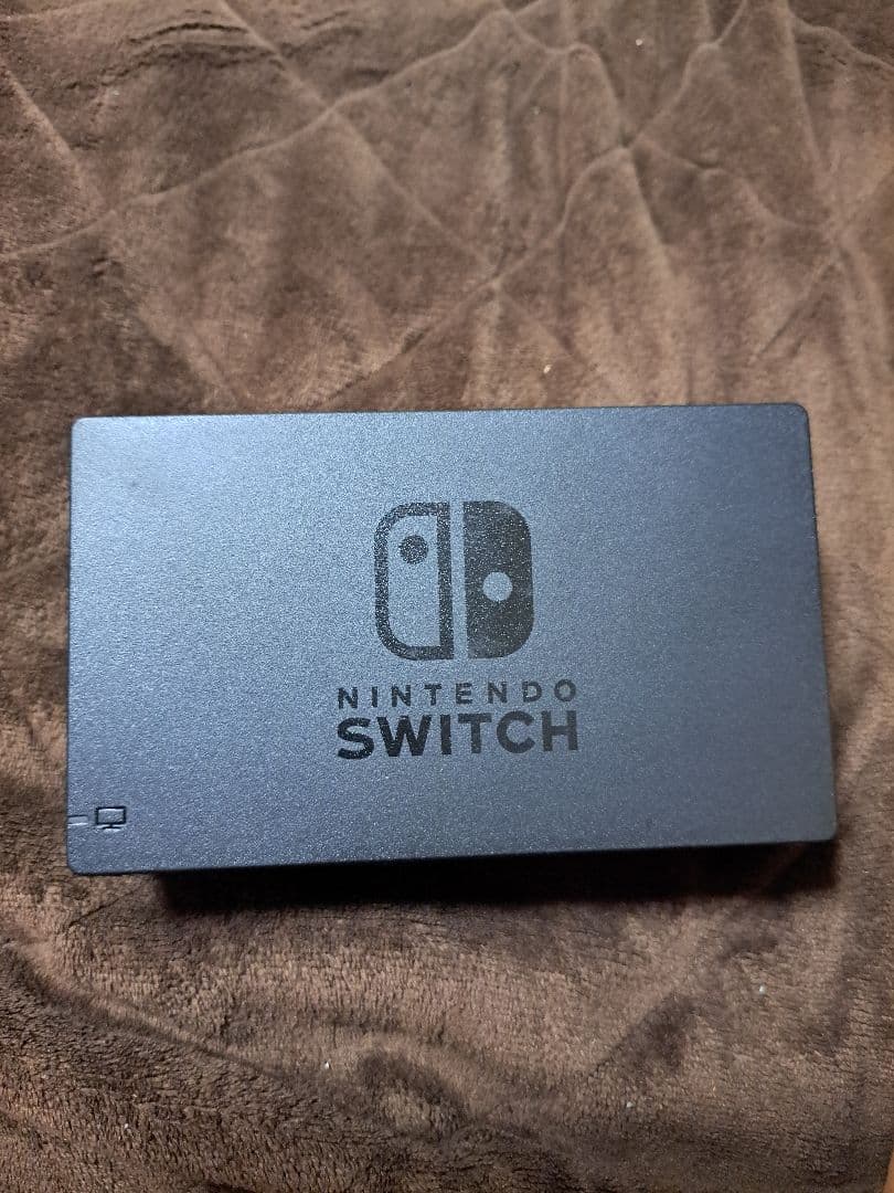 ニンテンドースイッチ　本体　美品　バッテリー強化モデル　付属品一式　ソフト2本付